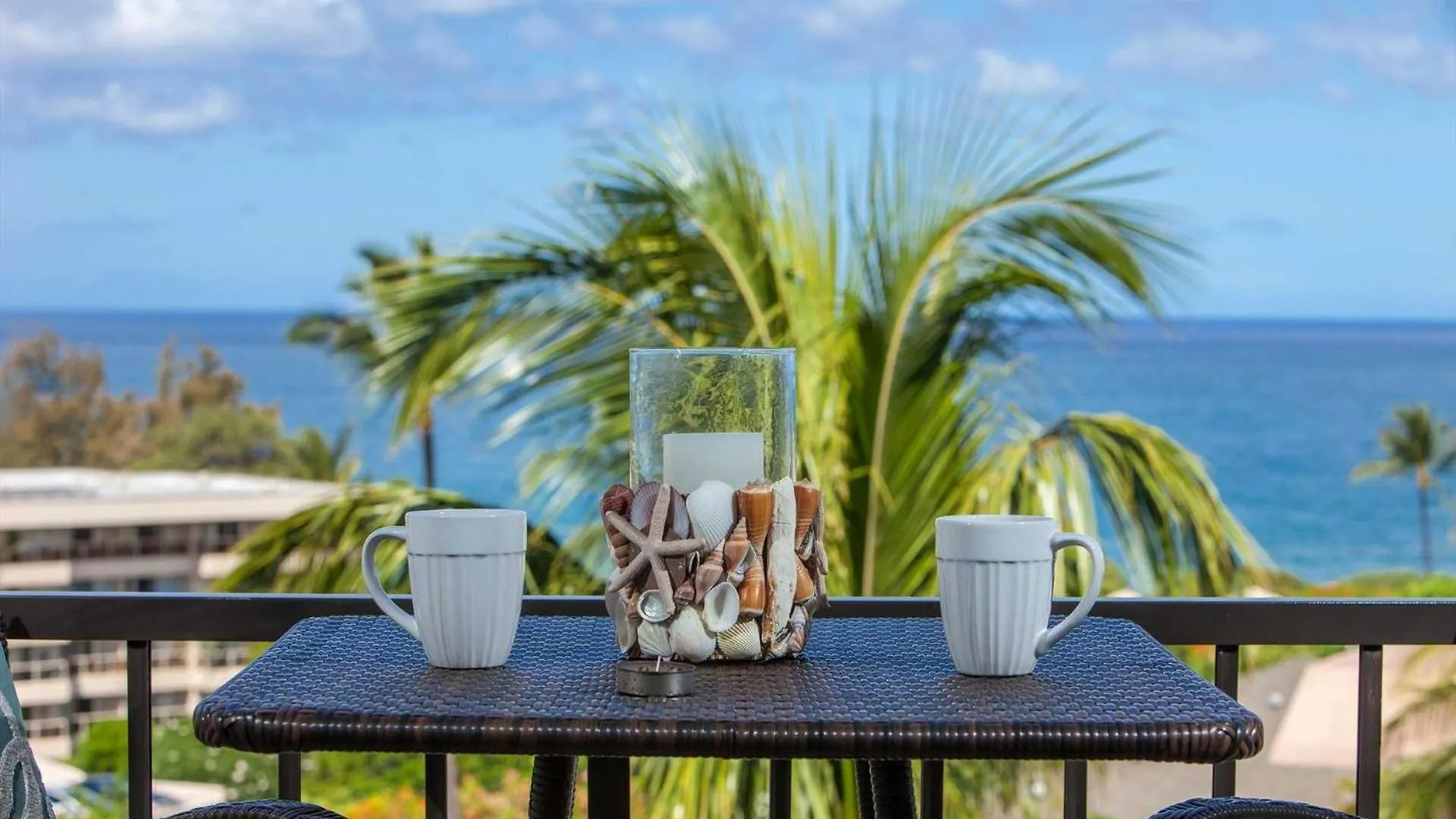 Kihei Akahi Resort - Unit D605 Уэйлея